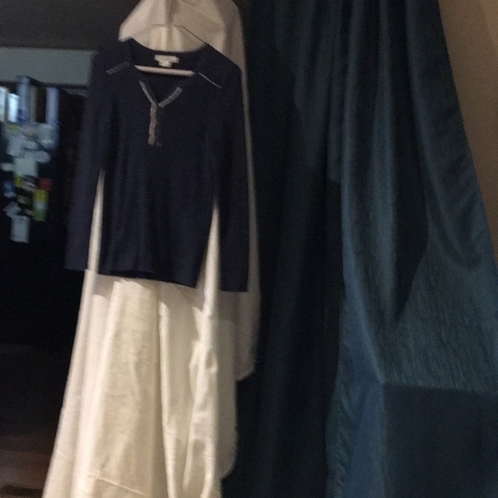 Liz Claiborne pull over blue size S